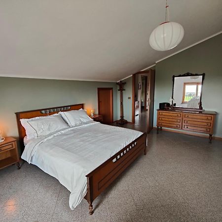 Mansarda Montecavolo Apartman Kültér fotó